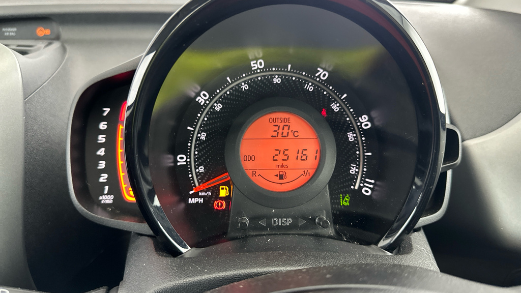 Toyota Aygo X X-trend Grey #19