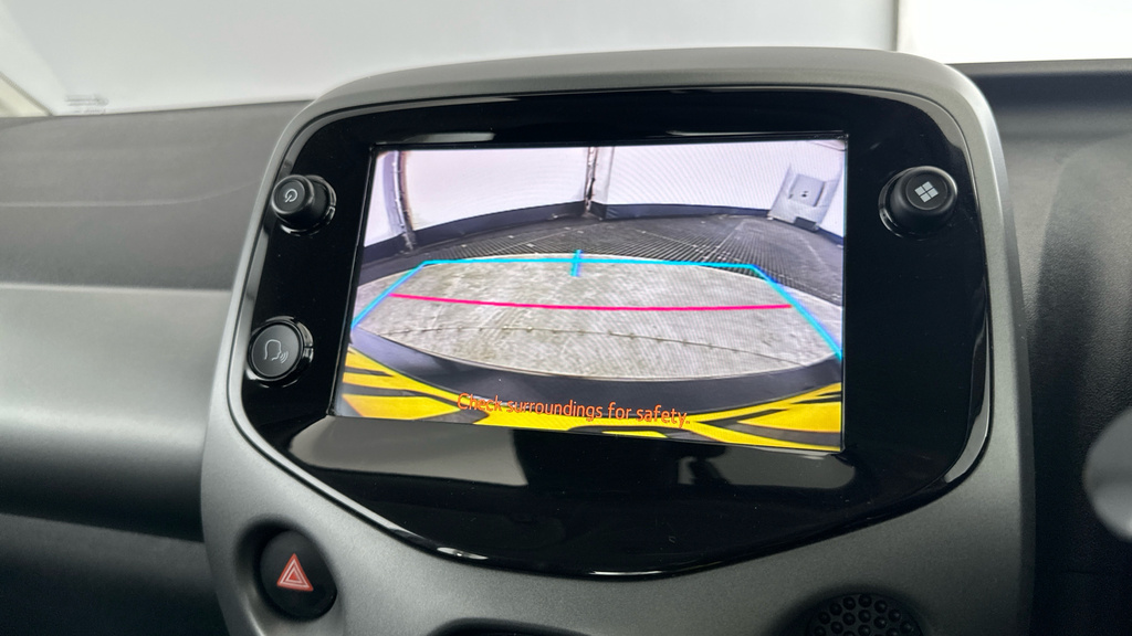 Toyota Aygo X X-trend Grey #17