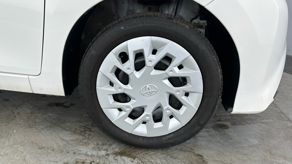 Toyota Aygo X X-trend Grey #26