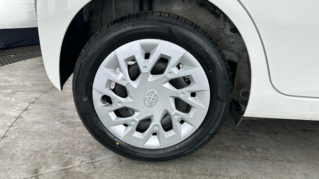 Toyota Aygo X X-trend Grey #25
