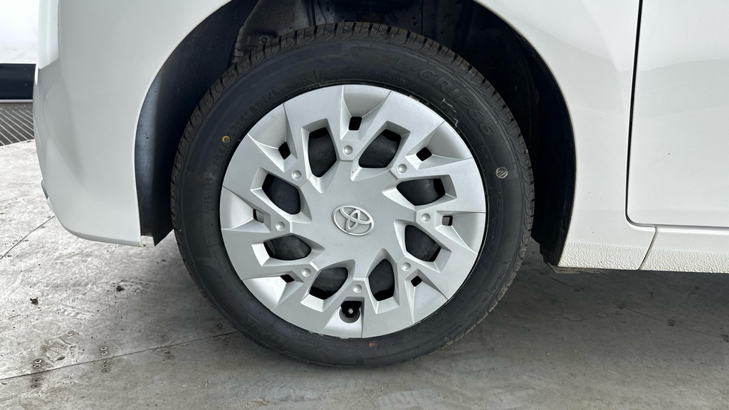 Toyota Aygo X X-trend Grey #23