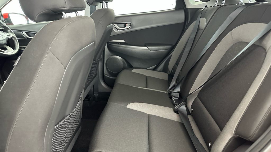 Hyundai Kona Kona Se Yellow #24