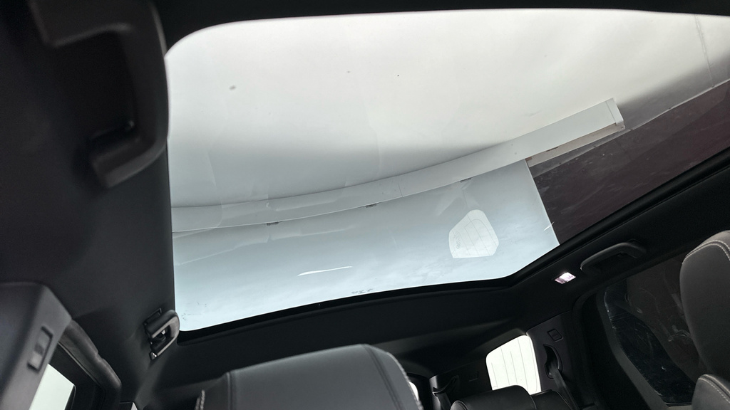 Land Rover Discovery Sport R-dynamic Se Orange #4