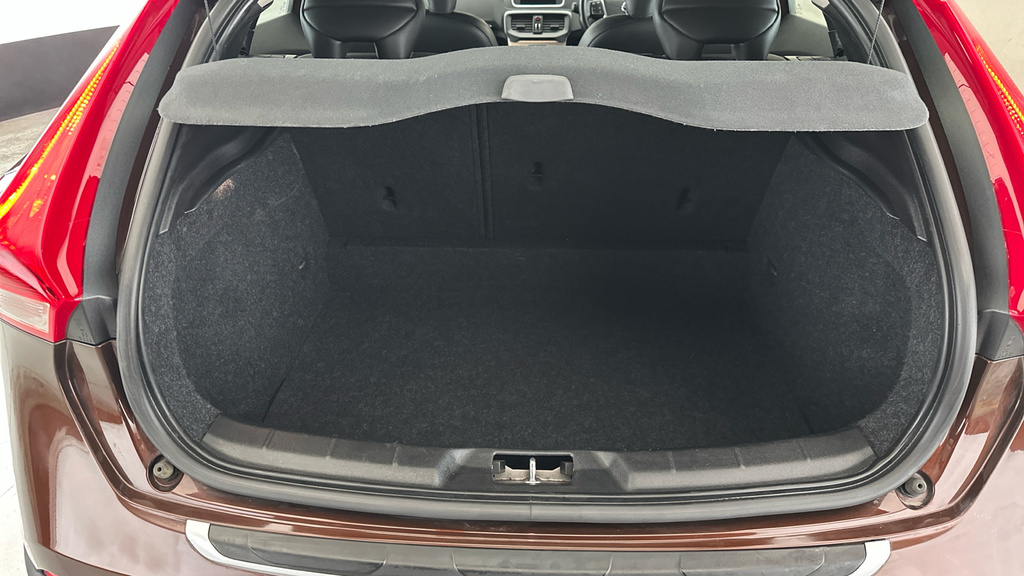 Volvo V40 Cross Country 2L Pro Blue #19