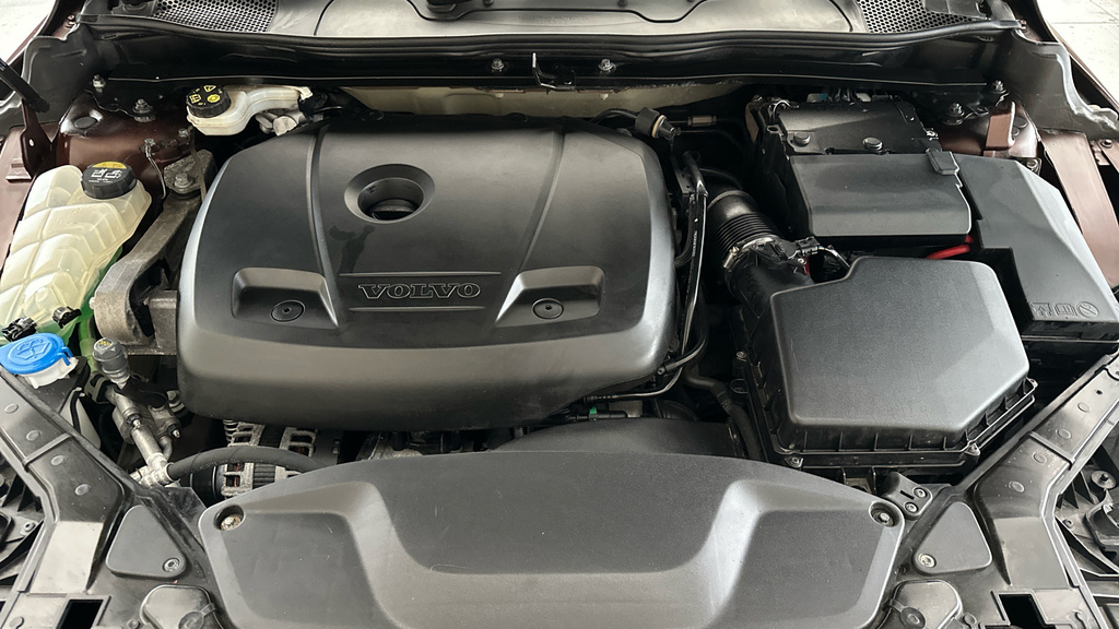 Volvo V40 Cross Country 2L Pro Blue #20