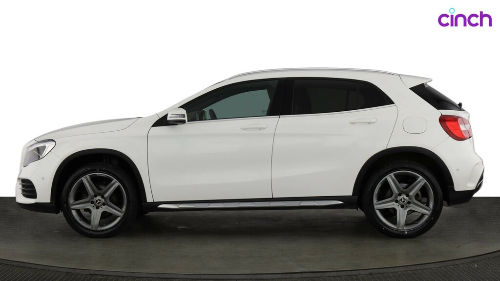 Mercedes-Benz GLA Class 1.6 Gla200 Amg Line Edition Suv 7G Dct White #6