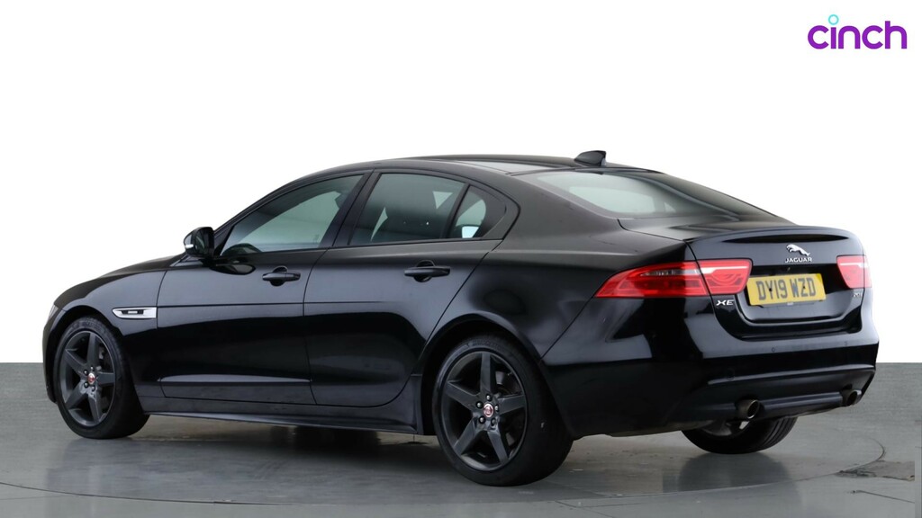 Jaguar XE 2.0 300 300 Sport Awd Red #6