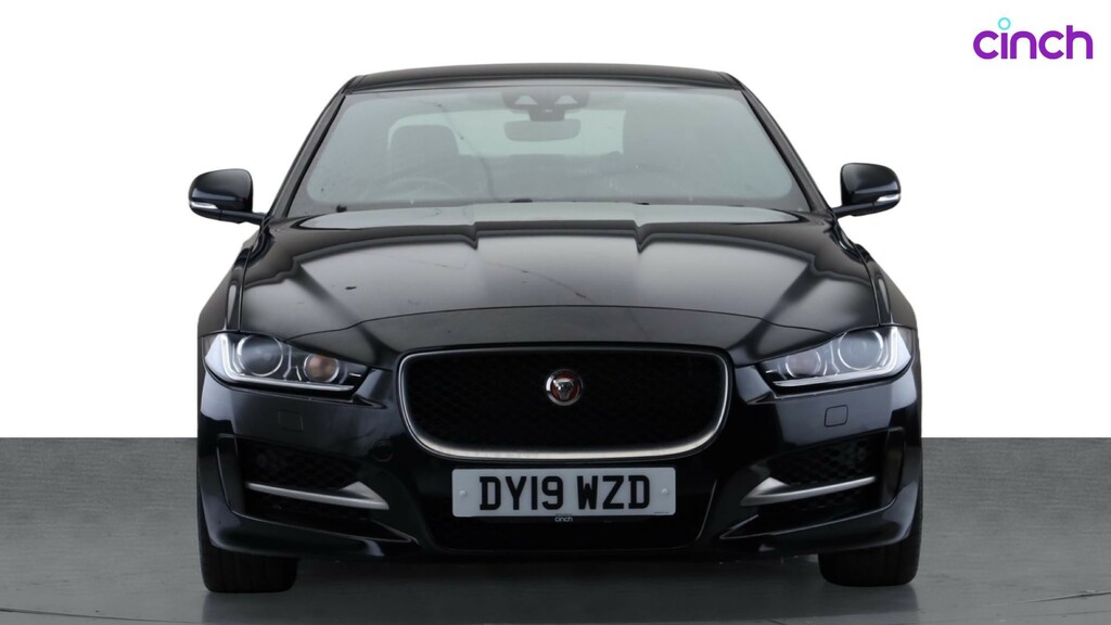 Jaguar XE 2.0 300 300 Sport Awd Red #9