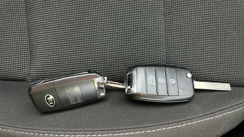 Kia RIO 1.0 T-gdi 2 Hatchback Euro 6 Ss 99 Grey #29