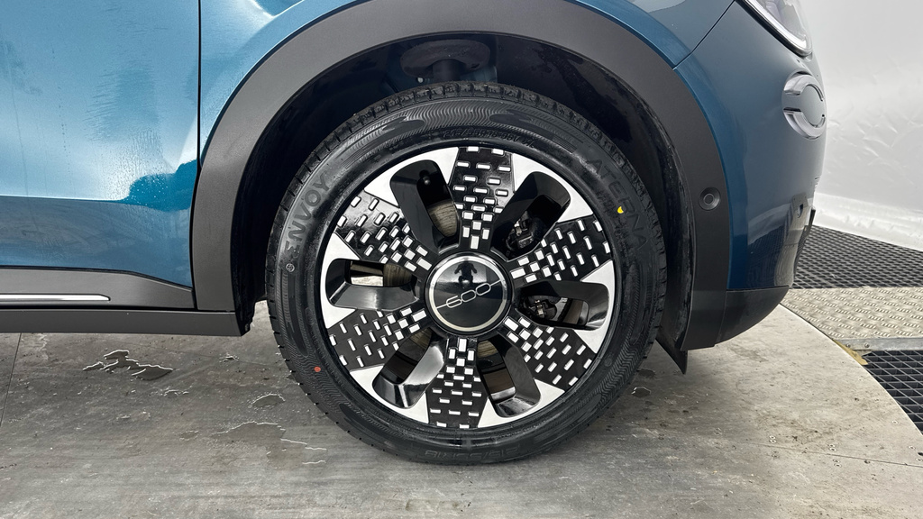 Fiat 600e 115Kw La Prima 54Kwh Blue #18