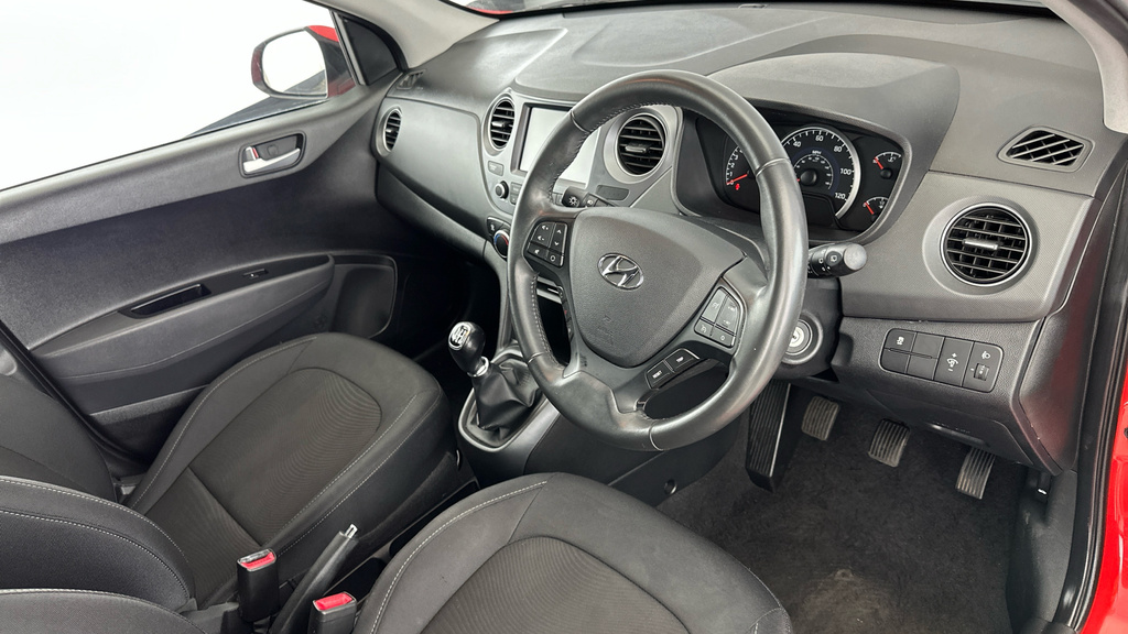 Hyundai I10 Hyundai Hatchback 1.2 Premium Se Blue #9