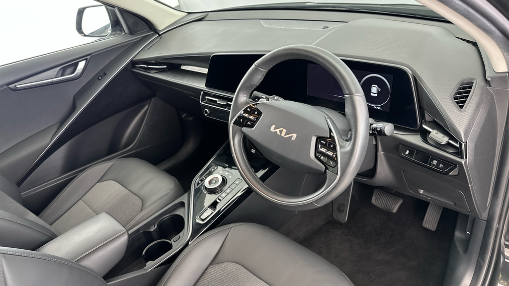 Kia e-Niro Kia Niro 64.8Kwh 3 Suv 201 Bhp Grey #9