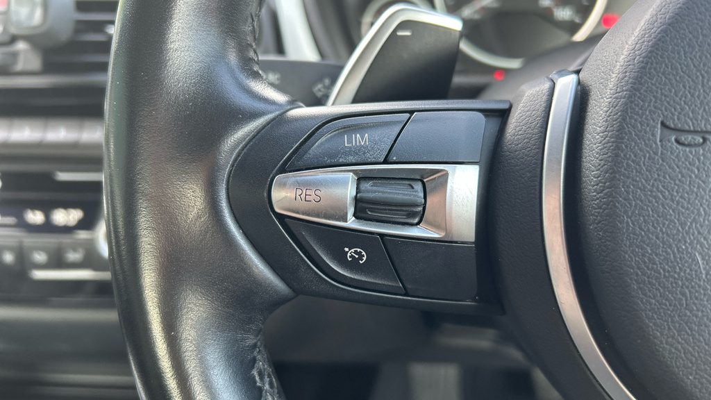 BMW 4 Series 420D 190 M Sport Professional Media Black #27