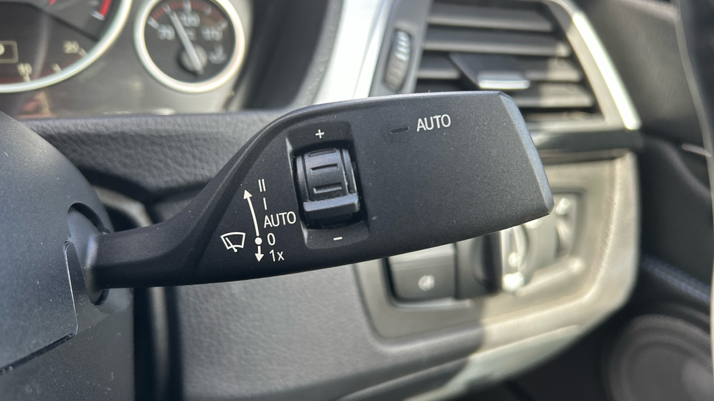 BMW 4 Series 420D 190 M Sport Professional Media Black #28