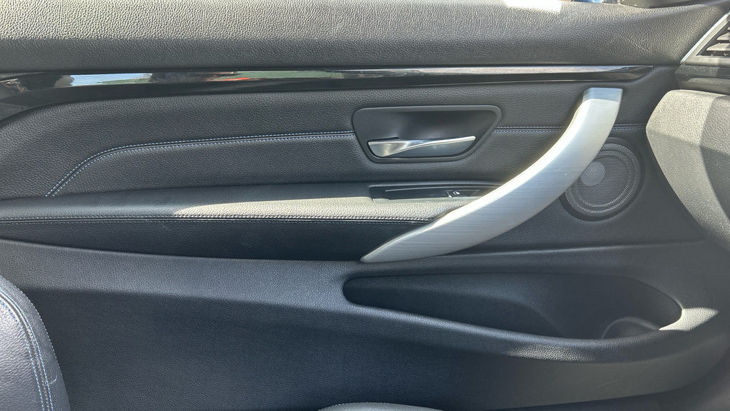 BMW 4 Series 420D 190 M Sport Professional Media Black #32