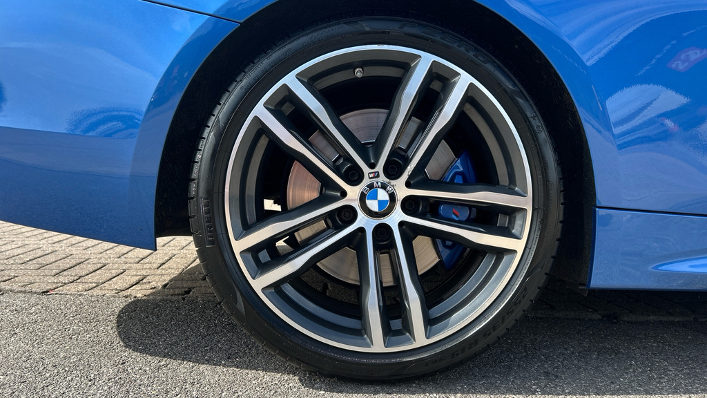 BMW 4 Series 420D 190 M Sport Professional Media Black #22