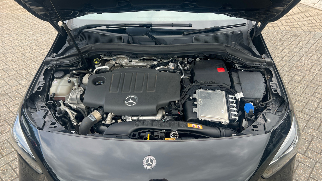 Mercedes-Benz B Class 1.3 B180 Amg Line Executive 7G-dct Euro 6 S S Grey #24