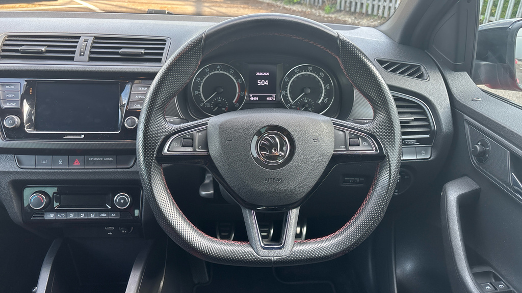 Skoda Fabia 1.0 Tsi Se 95Ps Dsg 5-Dr Estate Silver #28