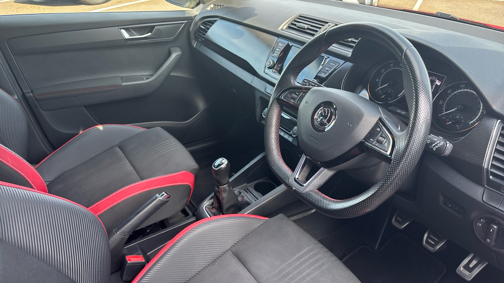 Skoda Fabia 1.0 Tsi Se 95Ps Dsg 5-Dr Estate Silver #9