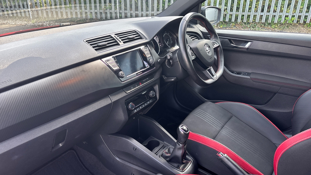 Skoda Fabia 1.0 Tsi Se 95Ps Dsg 5-Dr Estate Silver #10