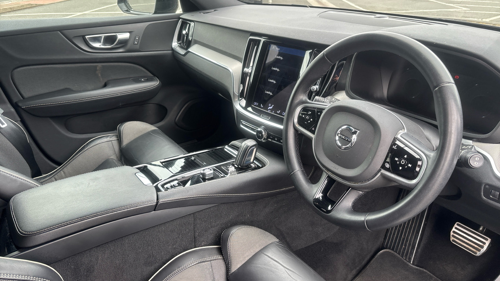 Volvo V60 2.0 T6 350 Recharge Phev R Design Awd Black #9