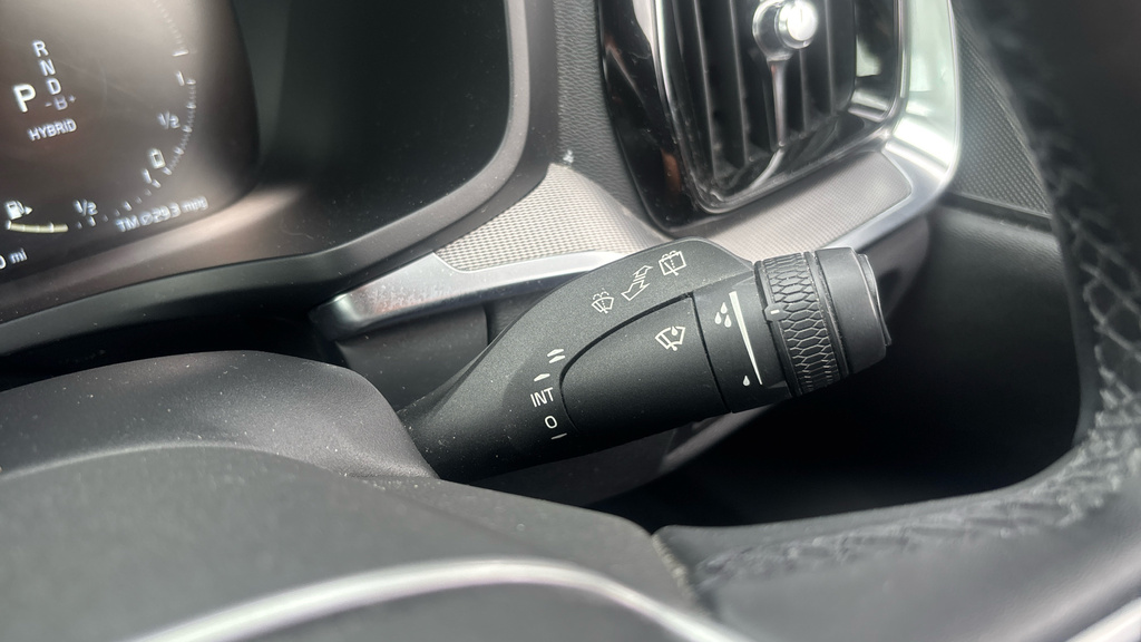 Volvo V60 2.0 T6 350 Recharge Phev R Design Awd Black #28