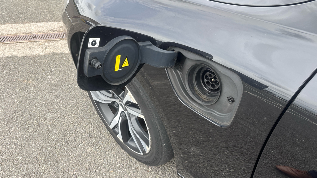 Volvo V60 2.0 T6 350 Recharge Phev R Design Awd Black #46