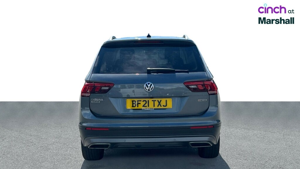 Volkswagen Tiguan Allspace Sel Black #4