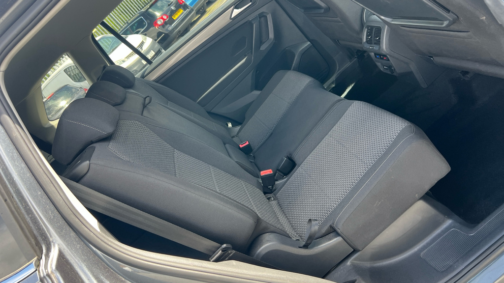 Volkswagen Tiguan Allspace Sel Black #14