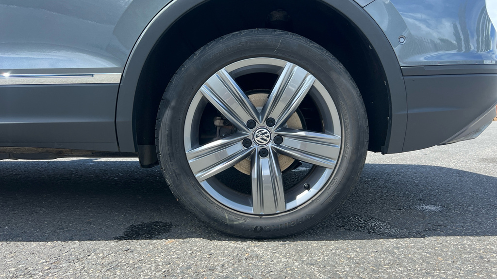Volkswagen Tiguan Allspace Sel Black #19