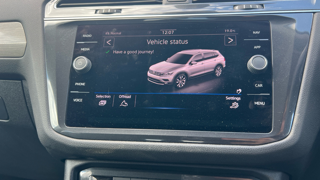 Volkswagen Tiguan Allspace Sel Black #57