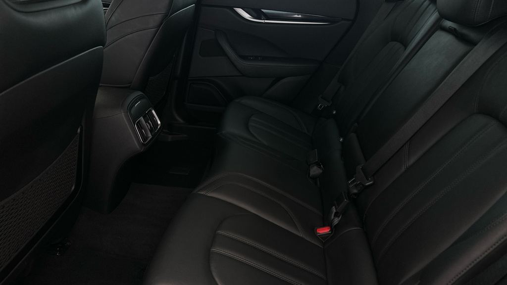 Maserati Levante Hybrid Gt Sport Pack - Nerissimo Pack - S Blue #21