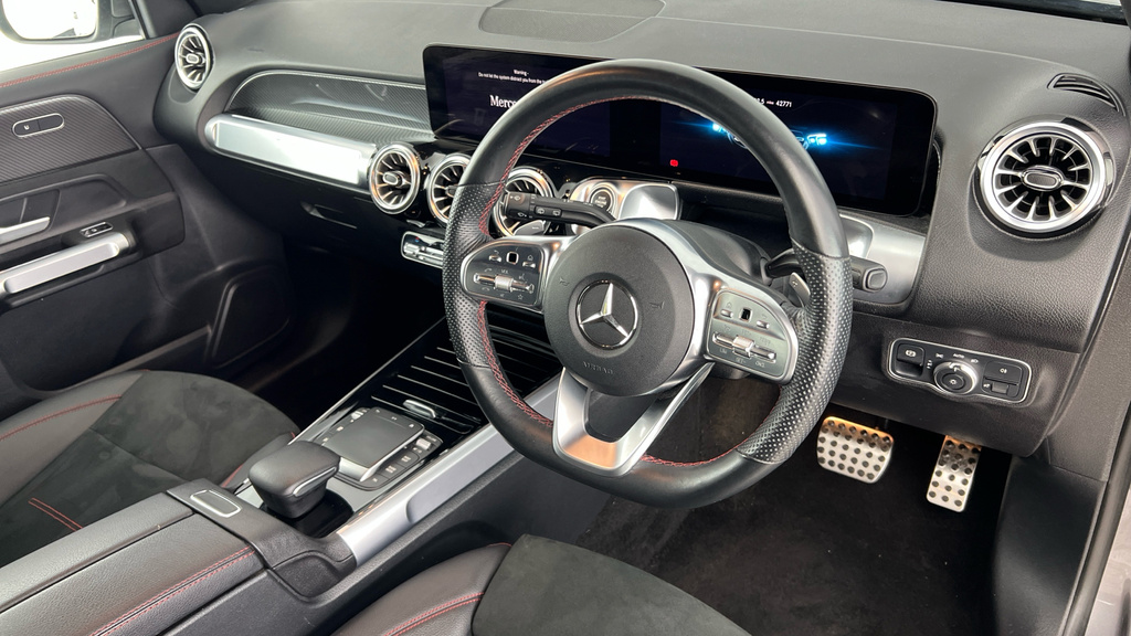 Mercedes-Benz GLB Class Glb 200 Amg Line Premium 7G-tronic Grey #9