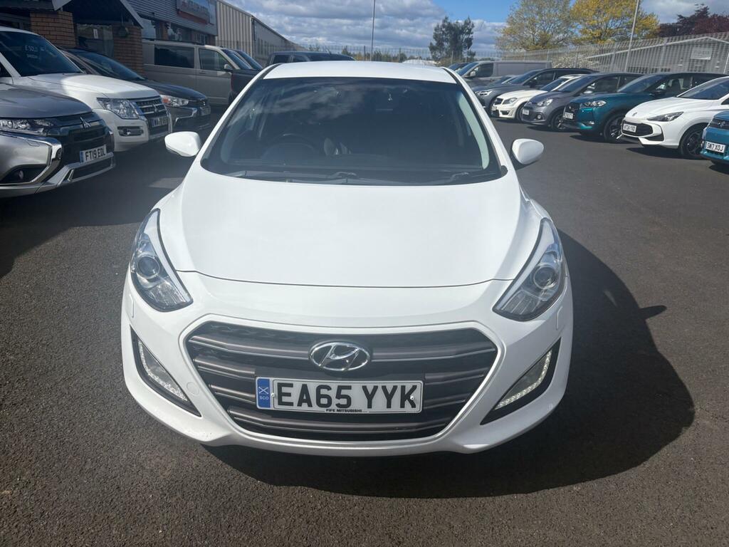 Hyundai I30 1.6 Crdi Blue Drive Premium Euro 6 Ss White #6