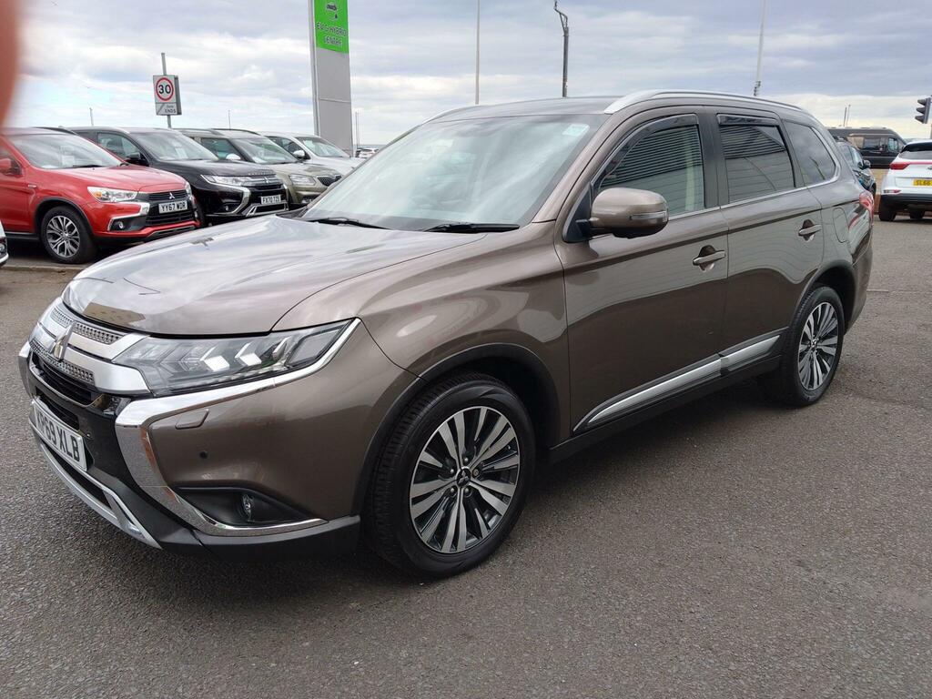 Mitsubishi Outlander 2.0 Mivec Exceed Cvt 4Wd Euro 6 Ss Brown #4