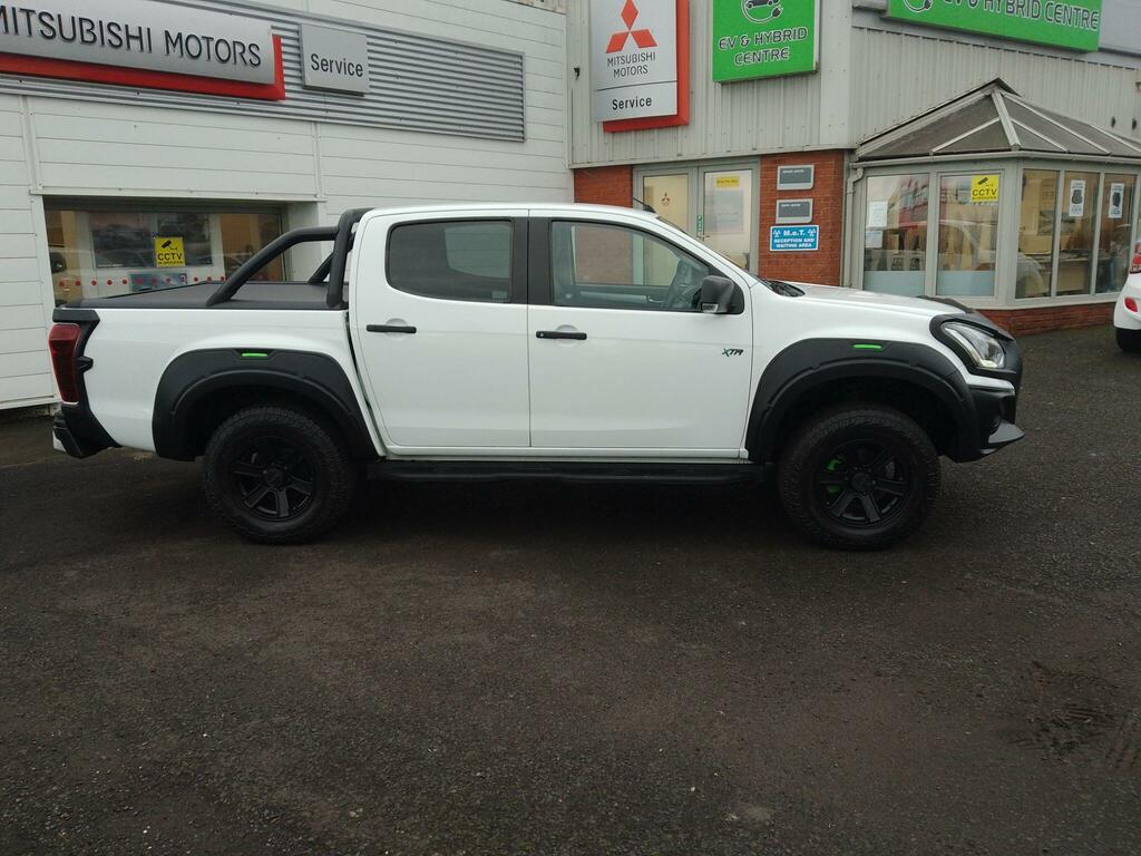 Isuzu D-Max 1.9 Td Blade 4Wd Euro 6 16,482 Car Detai #11
