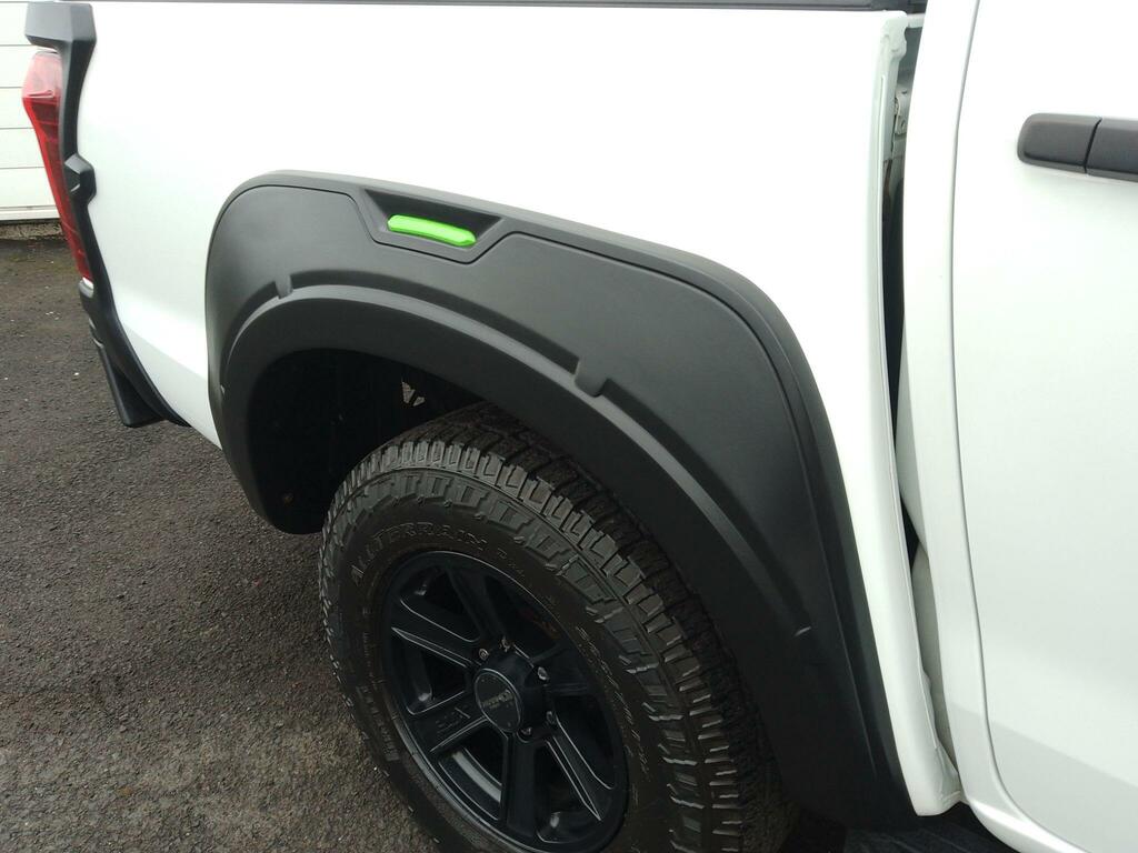 Isuzu D-Max 1.9 Td Blade 4Wd Euro 6 16,482 Car Detai #16