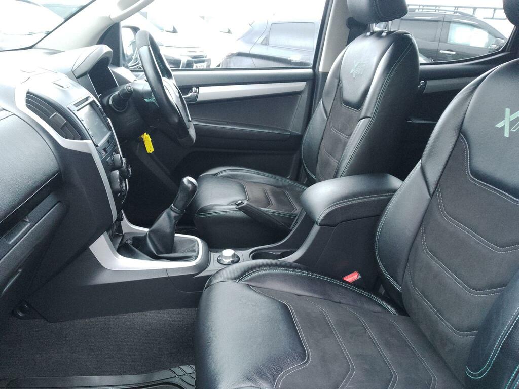 Isuzu D-Max 1.9 Td Blade 4Wd Euro 6 16,482 Car Detai #32