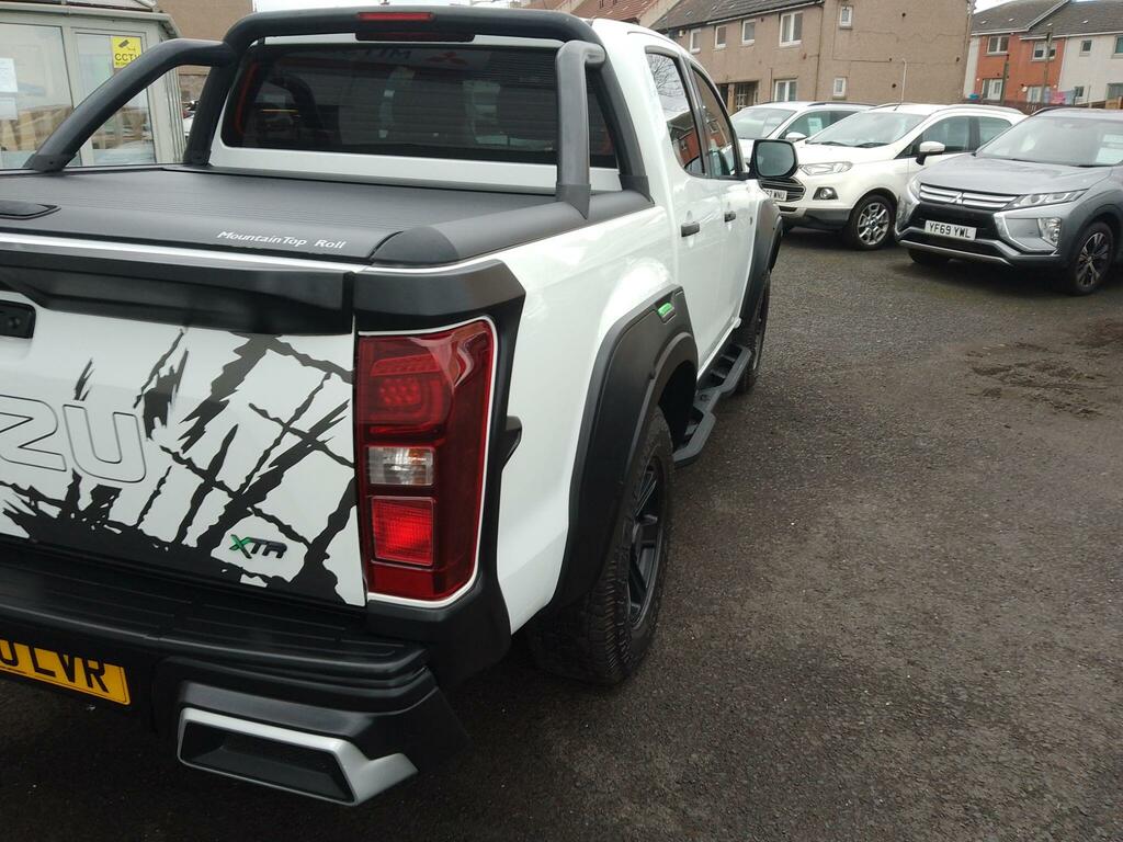 Isuzu D-Max 1.9 Td Blade 4Wd Euro 6 16,482 Car Detai #13
