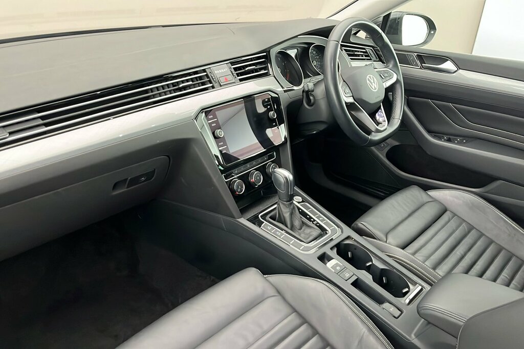 Volkswagen Passat Sel 1.5 Tsi 150Ps 7-Speed Dsg RK23XPO Black #2
