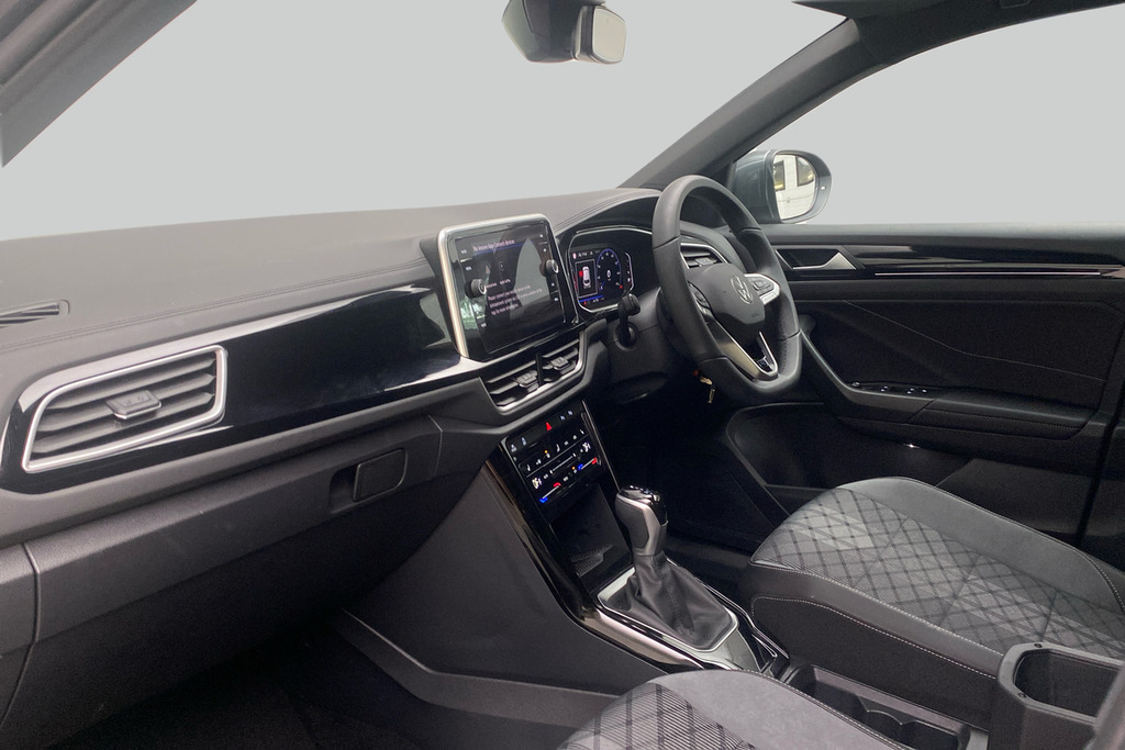 Volkswagen T-Roc R-line 1.5 Tsi 150Ps 7-Speed Dsg KT25BGY Grey #2