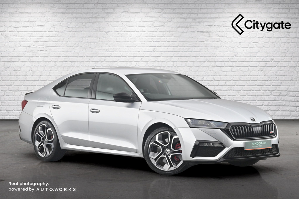 Skoda Octavia Hatch Vrs 2.0 Tsi 245 Ps 6G Man Silver