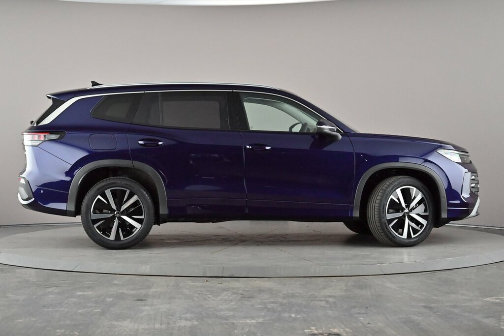 Volkswagen Tayron Elegance 1.5 Etsi 150 Ps 7-Speed Dsg Purple #4