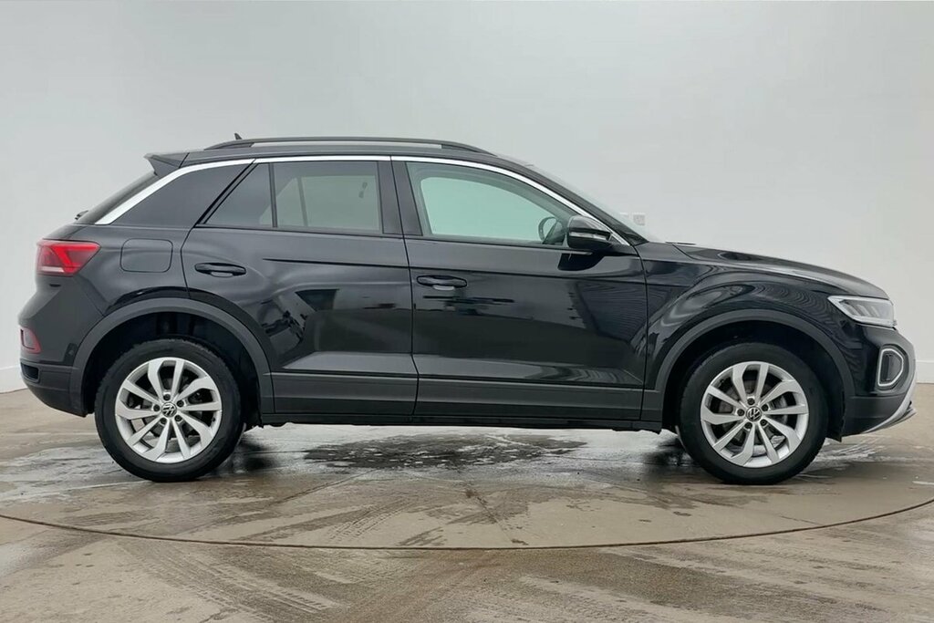 Volkswagen T-Roc Match 1.5 Tsi 150Ps 7-Speed Dsg Black #4