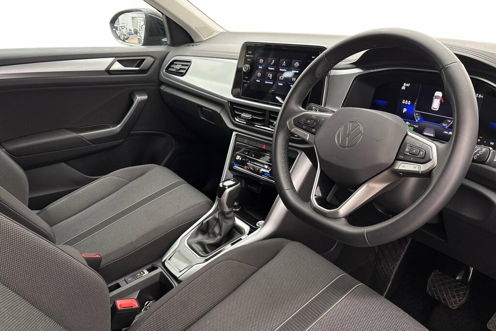 Volkswagen T-Roc Match 1.5 Tsi 150Ps 7-Speed Dsg Black #6