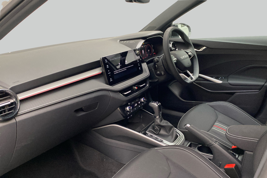 Skoda Fabia Hatch 130 1.5 Tsi 177 Ps Dsg White #2