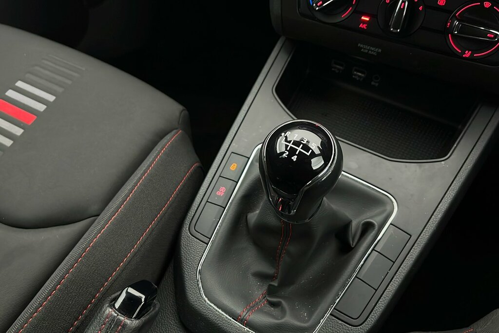 Seat Ibiza 1.0 Tsi 95 Fr Sport Ez Black #15