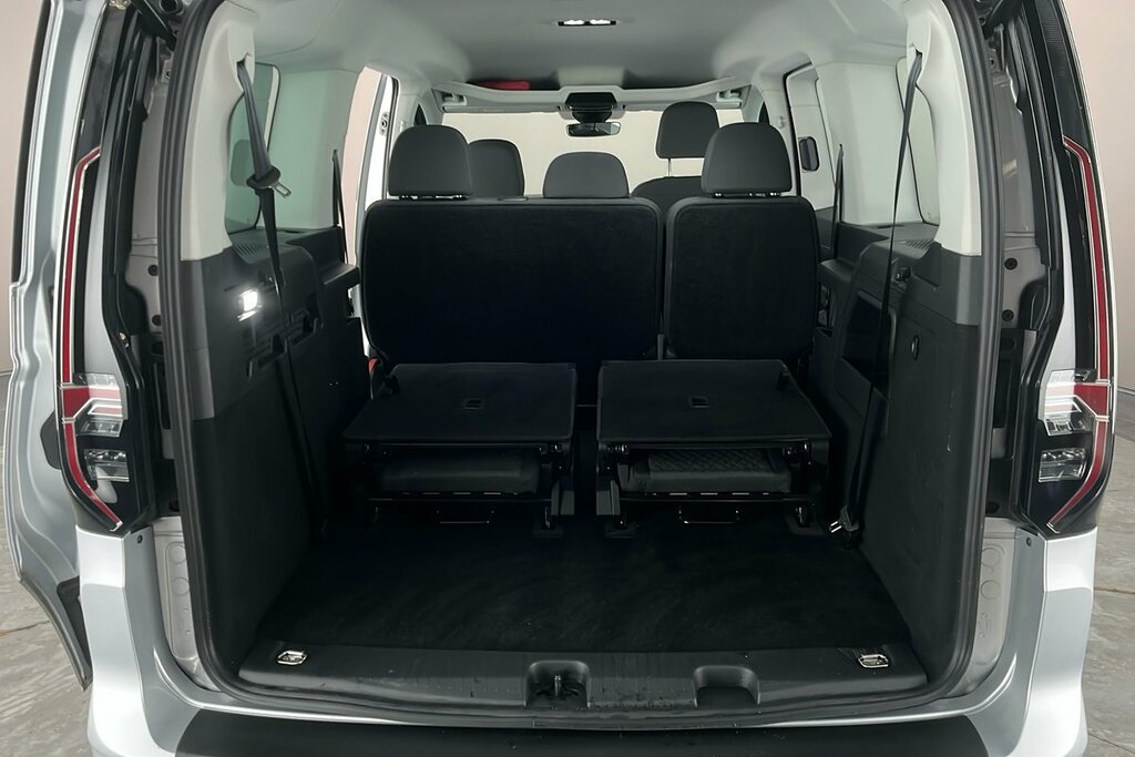 Volkswagen Caddy Maxi Life C20 Caddy Life Maxi 116 Ps 1.5 Tsi 7Sp Dsg Grey #9