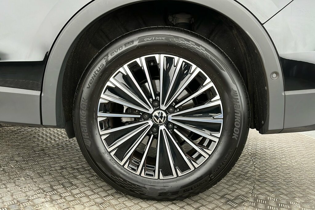 Volkswagen Tiguan Match 1.5 Etsi 150 Ps 7-Speed Dsg Black #5