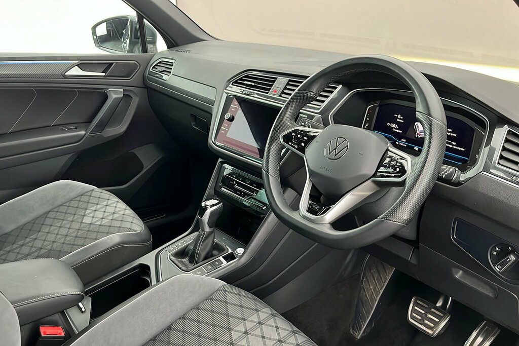 Volkswagen Tiguan R-line 1.5 Tsi 150Ps 7-Speed Dsg Grey #6